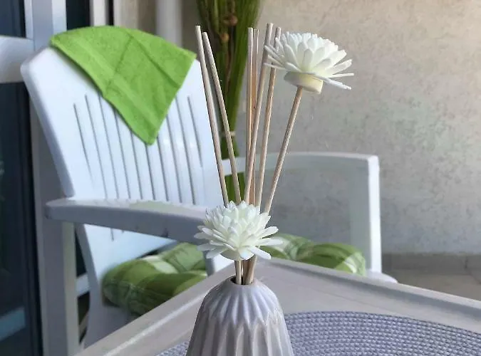 Sunny Relax & Апартаменты *