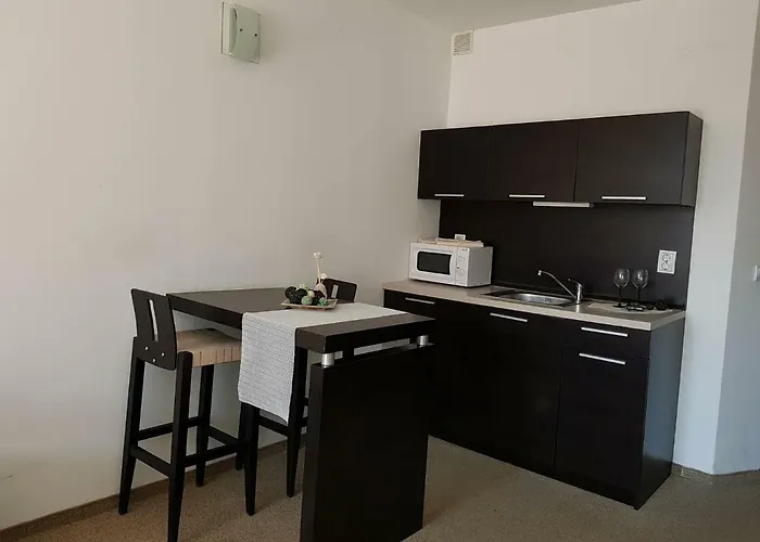 Sunny Relax & Апартаменты